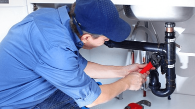 Licensed plumber repairing pipes, toilets, faucets and fixtures in Albany Capital Region